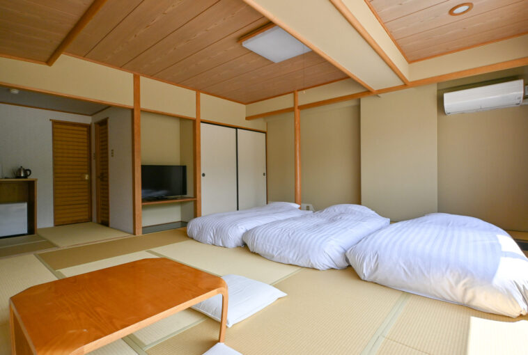 Family Oriental Room (12.5 Tatami + 6 Tatami)